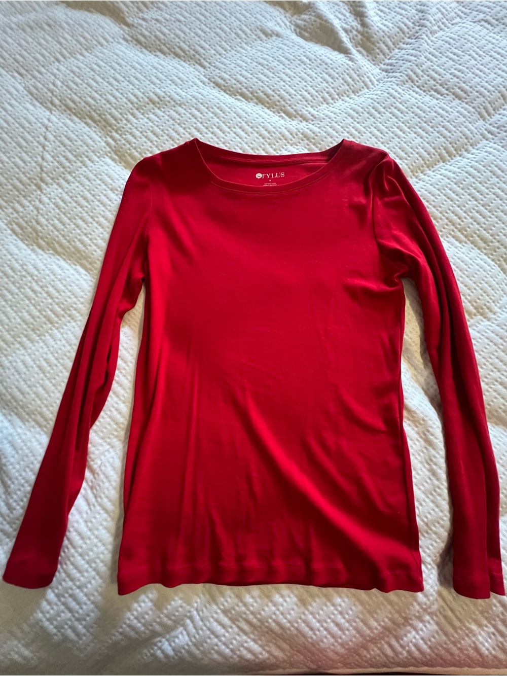 STYLUS Women's Bright Red Long-Sleeve Crewneck Top